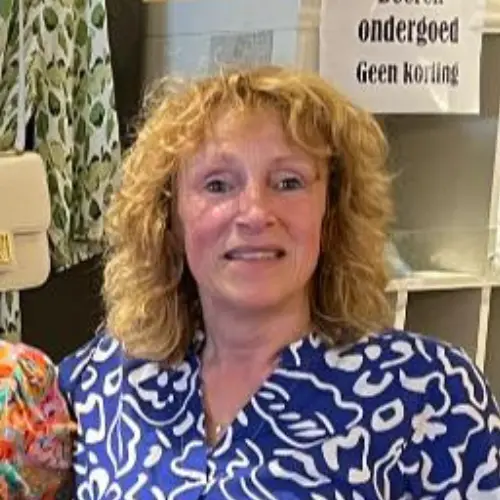 Venlo kledingwinkel – merkkleding en schoenen goedkoop