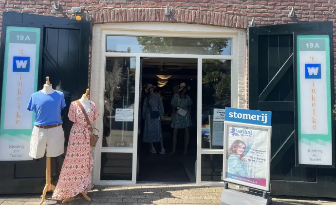 Boekend kledingwinkel – merkkleding deals outlet