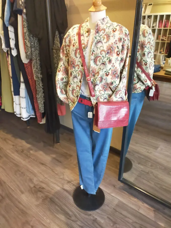 Duurzaam shoppen Baarlo – retourgoederen merkkleding