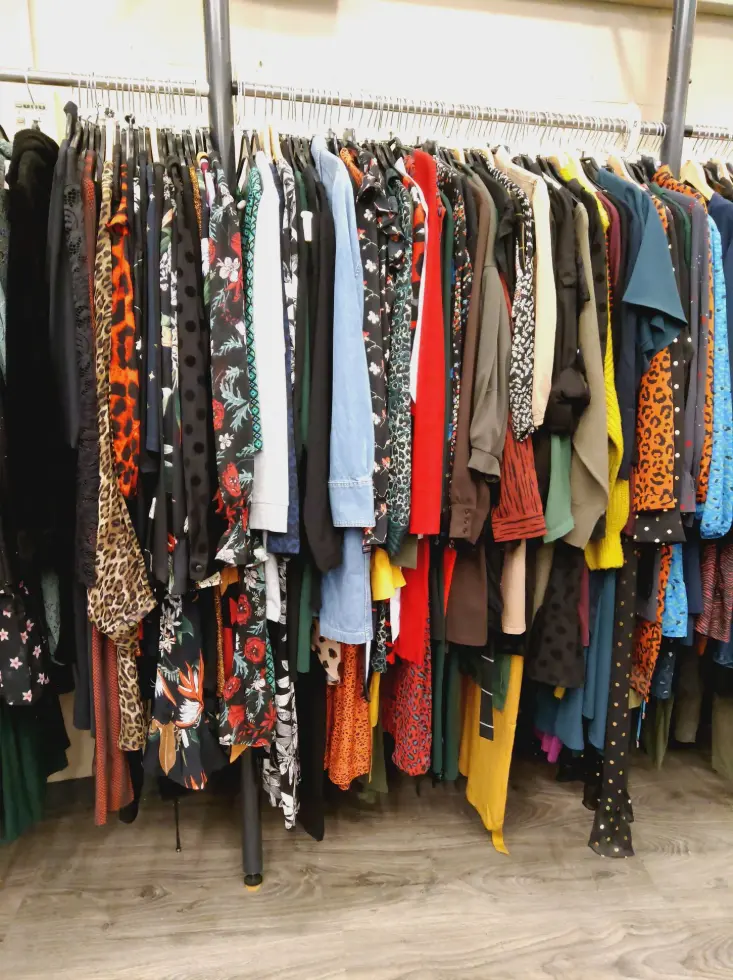 Kledingwinkel Boekend – outlet merkkleding en schoenen