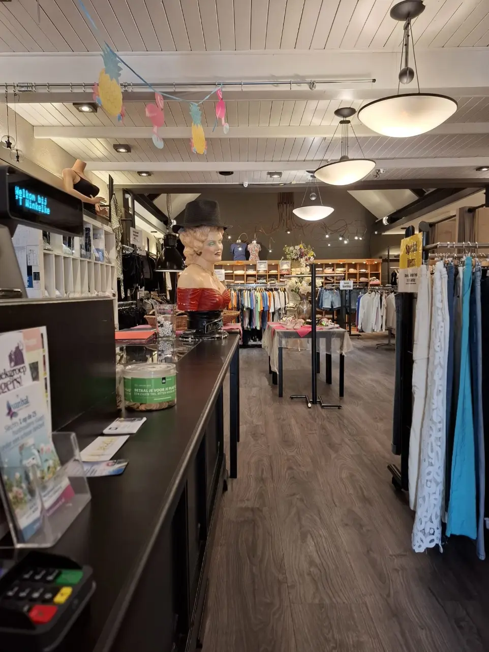 Goedkope schoenen Reuver – merkschoenen voor dames en heren